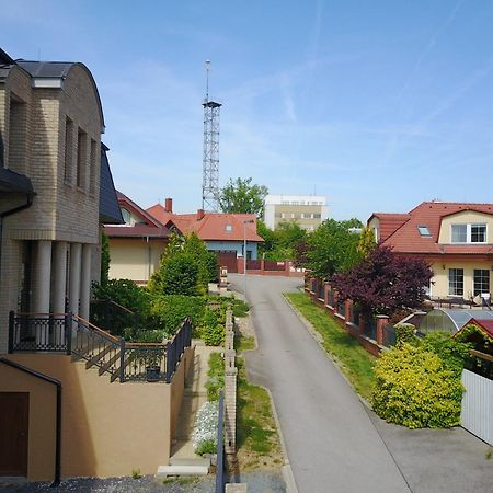 Villa Homestay Nad Helmrovkou Prague Extérieur photo