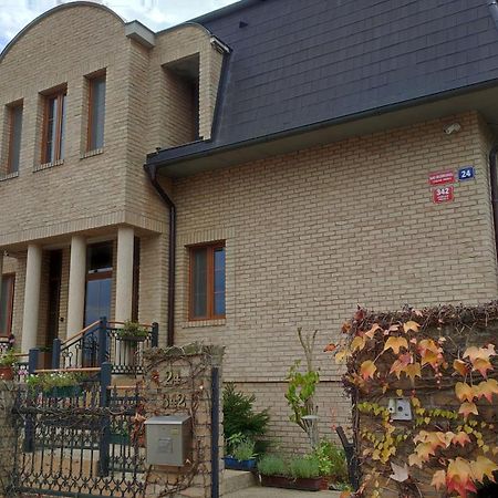 Villa Homestay Nad Helmrovkou Prague Extérieur photo