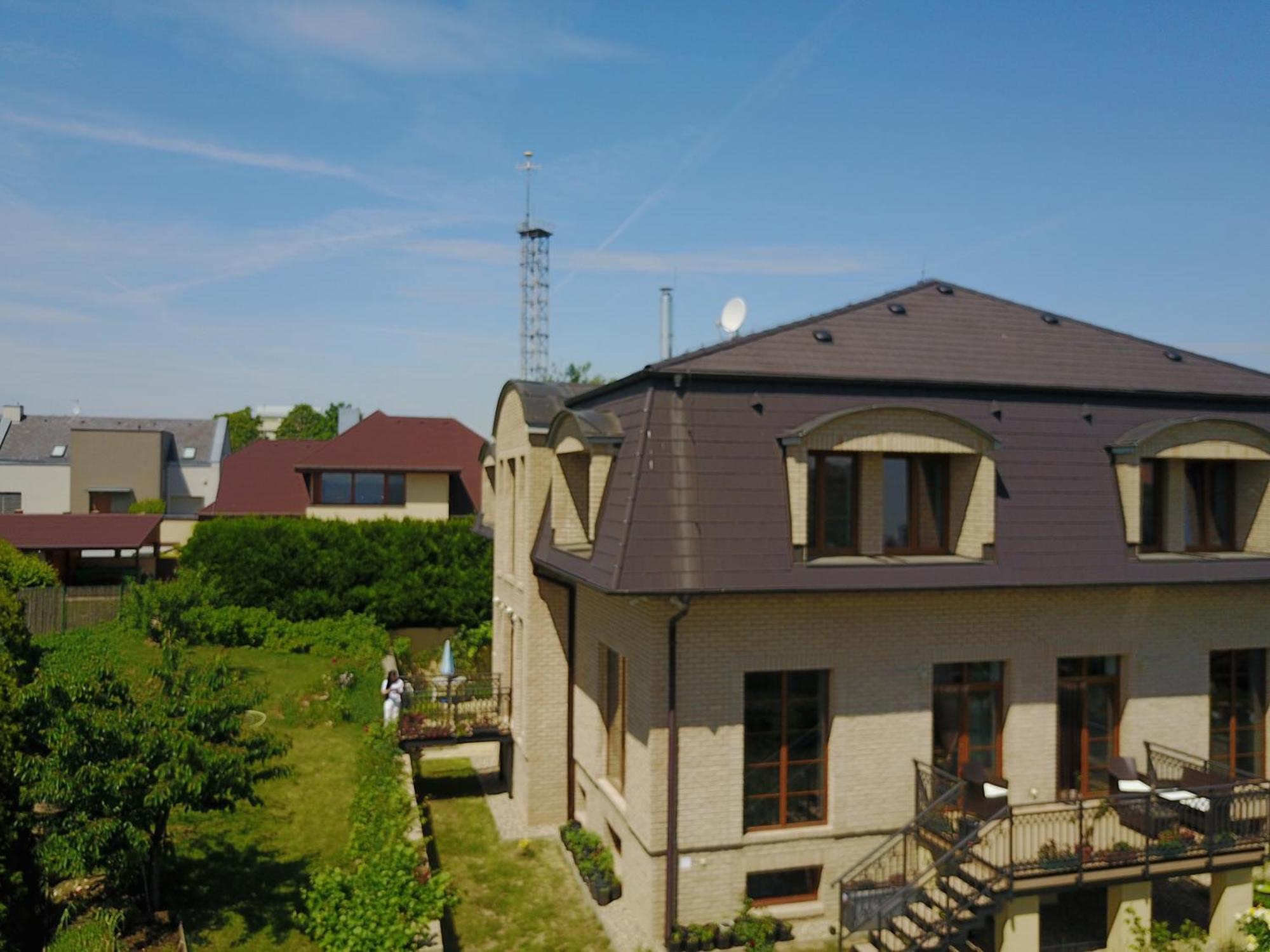 Villa Homestay Nad Helmrovkou Prague Extérieur photo